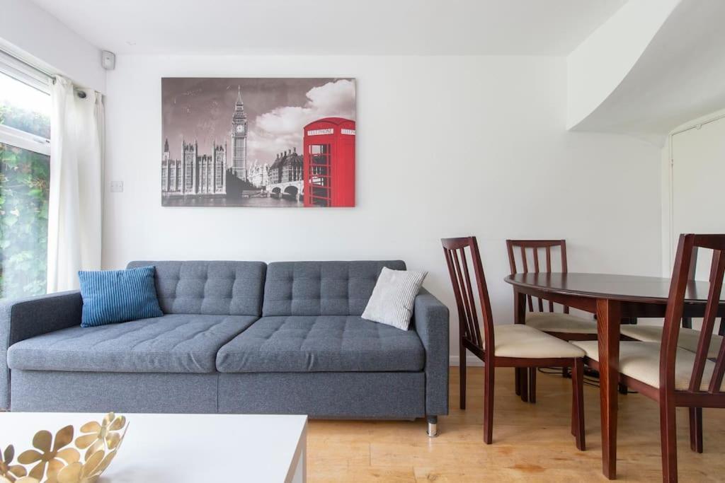 Lovely 2-Bed 15 Minutes To Central Лондон Экстерьер фото